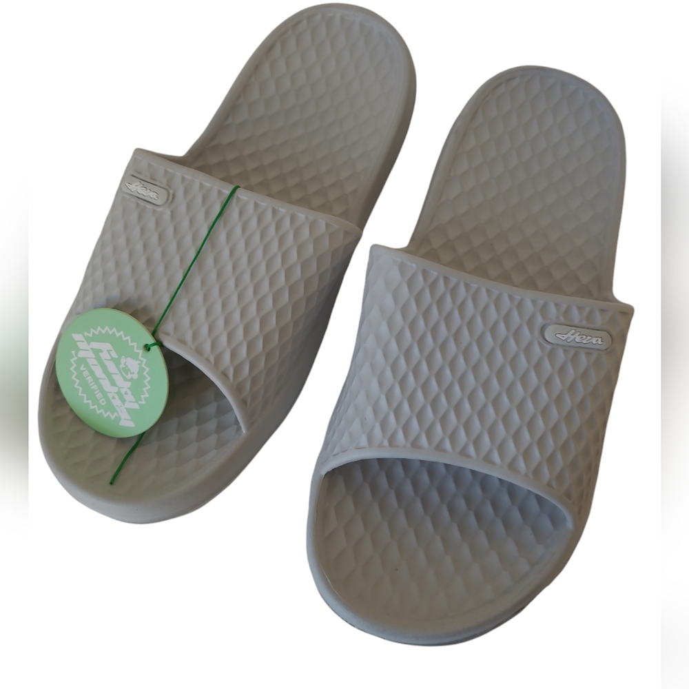 FUNKYMONKEY Women's Bathroom Shower Slippers Indoor Home Beach Non Slip Sandal 7